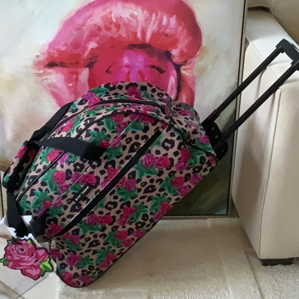 💖Betsey Johnson Leopard Rose Rolling Duffle Bag with Rose Name Tag